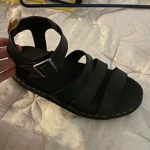 Doc Marten Sandlas. Size 7